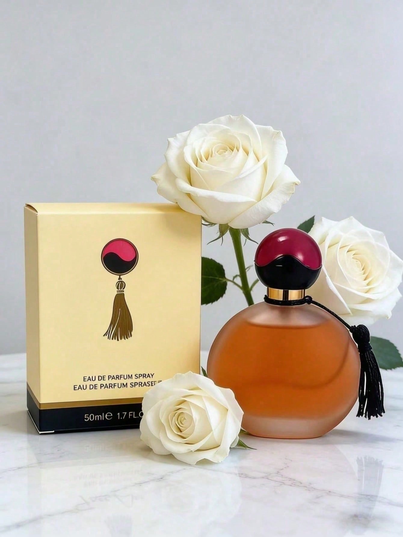 عطر فاخر للجنسين برائحة خشبية  - مراجعة Perfume Fragrance Dupe وسعره